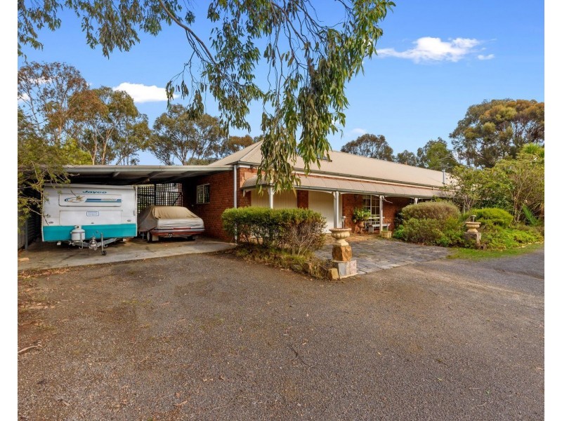328 Sinclairs Road, Strathfieldsaye VIC 3551
