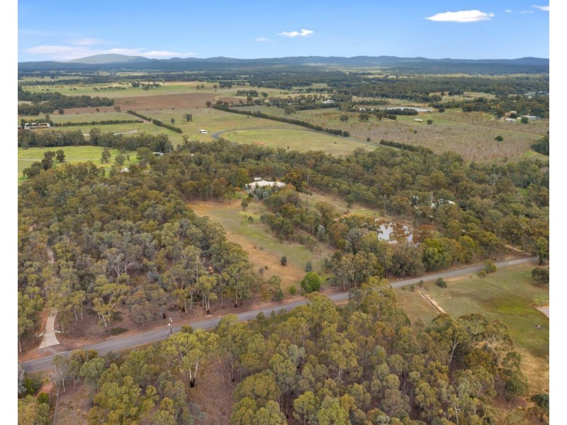 328 Sinclairs Road, Strathfieldsaye VIC 3551