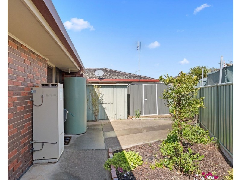 1/218 High Street, Kangaroo Flat VIC 3555