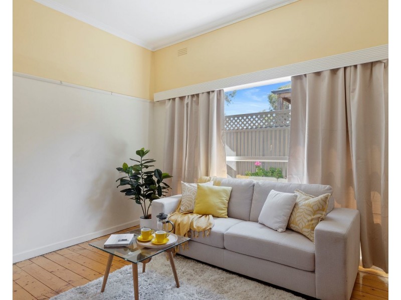 11 Booth Street, Golden Square VIC 3555