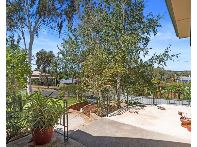 11 Booth Street, Golden Square VIC 3555