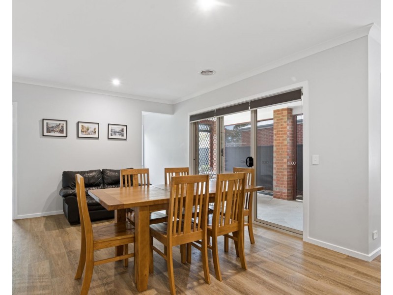 21 Tussock Drive, White Hills VIC 3550