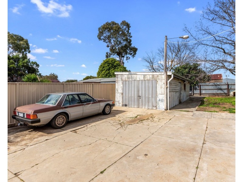 28 Smith Street, North Bendigo VIC 3550