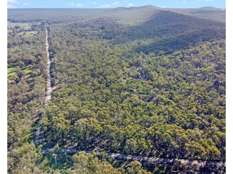 6b Pinpandoor Road, Axedale VIC 3551