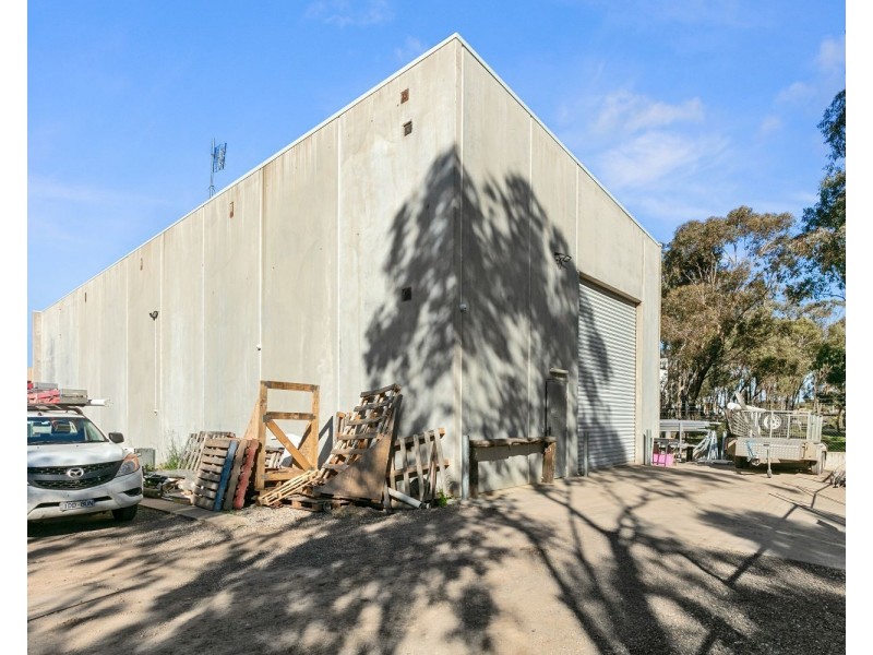 2/7 Contempo Court, East Bendigo VIC 3550