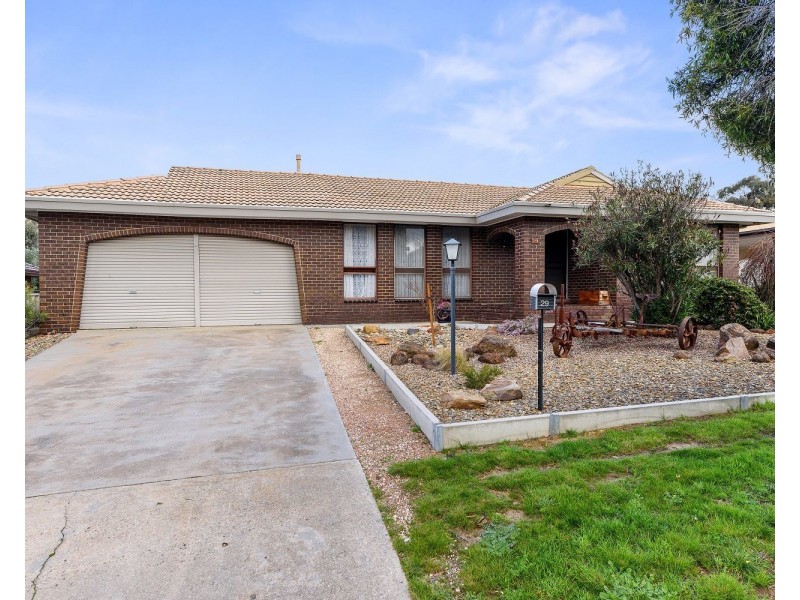 29 Collins Street, Kangaroo Flat VIC 3555