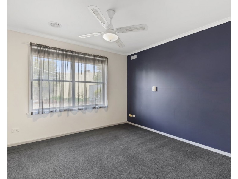 29 Collins Street, Kangaroo Flat VIC 3555