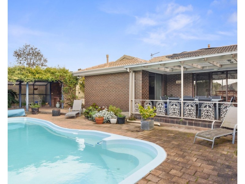 29 Collins Street, Kangaroo Flat VIC 3555