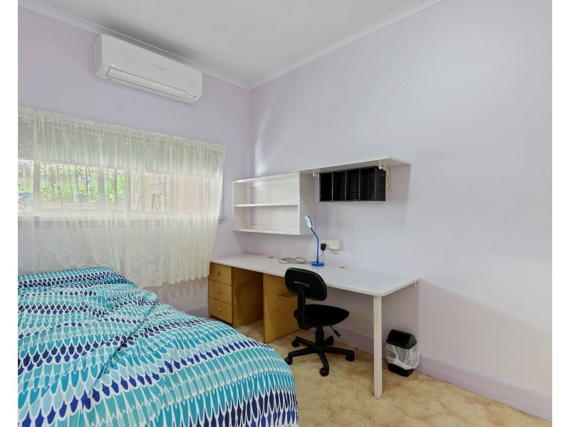 55 Race Street, Flora Hill VIC 3550