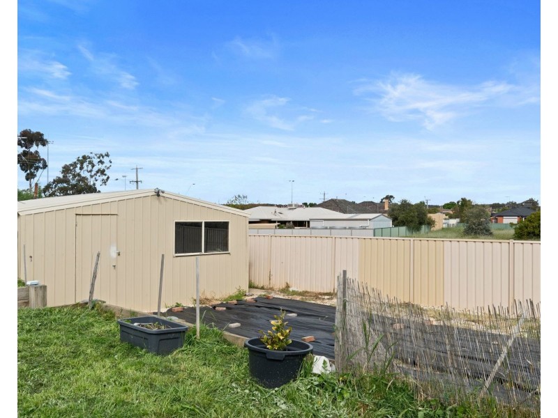 3 Collins Street, Kangaroo Flat VIC 3555