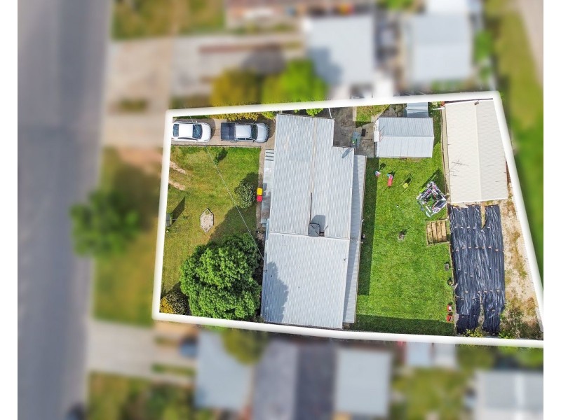 3 Collins Street, Kangaroo Flat VIC 3555
