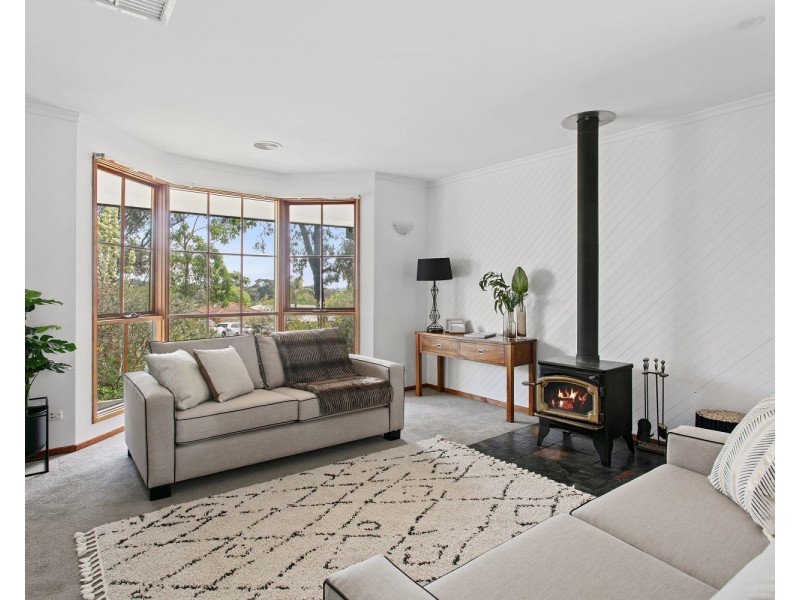 218  North Harley Street, Strathdale VIC 3550