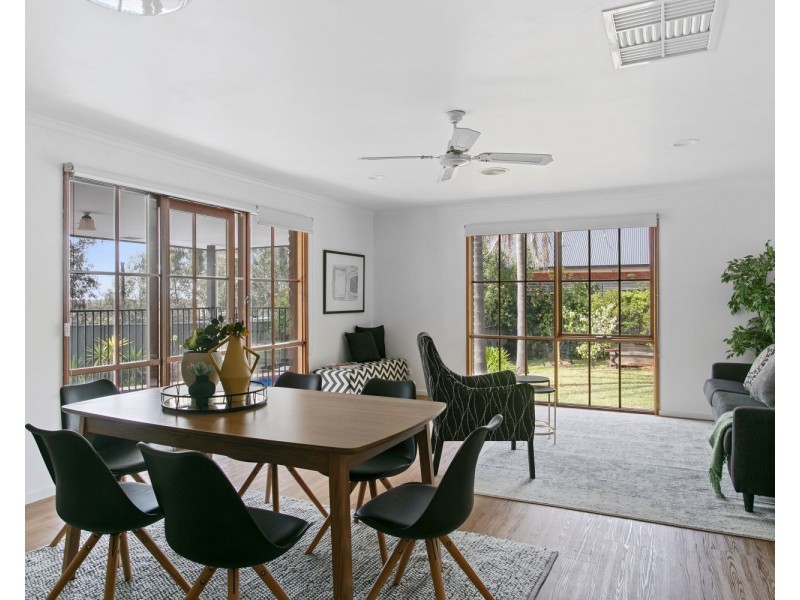 218  North Harley Street, Strathdale VIC 3550