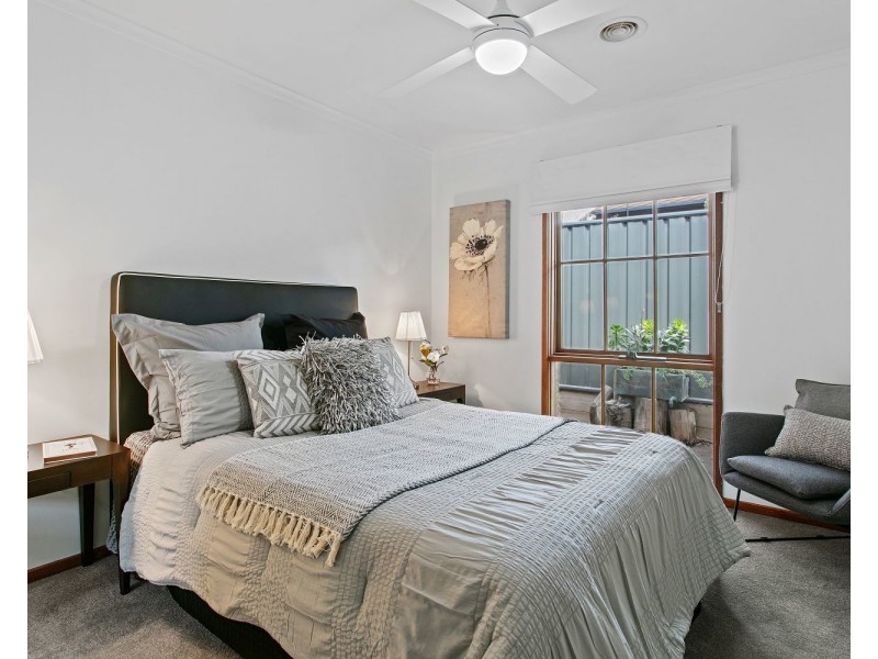 218  North Harley Street, Strathdale VIC 3550