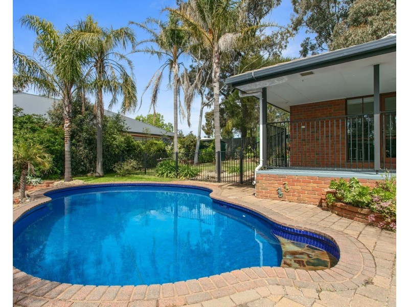 218  North Harley Street, Strathdale VIC 3550