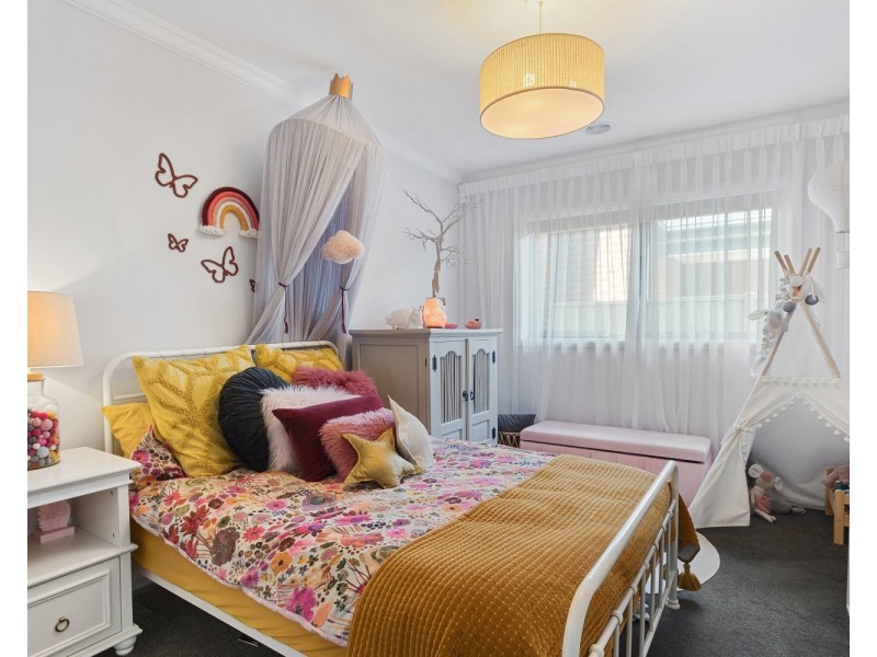 11 Park Village Terrace, Strathfieldsaye VIC 3551