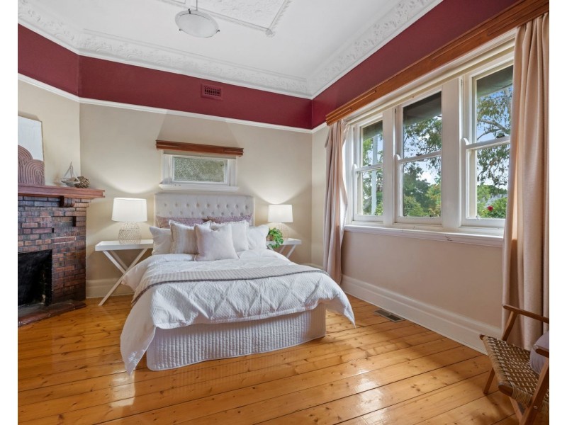 13 Somerville Street, Flora Hill VIC 3550