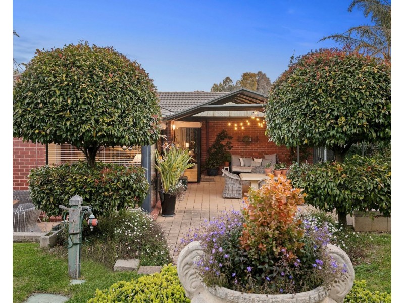 17 Firth Street, California Gully VIC 3556