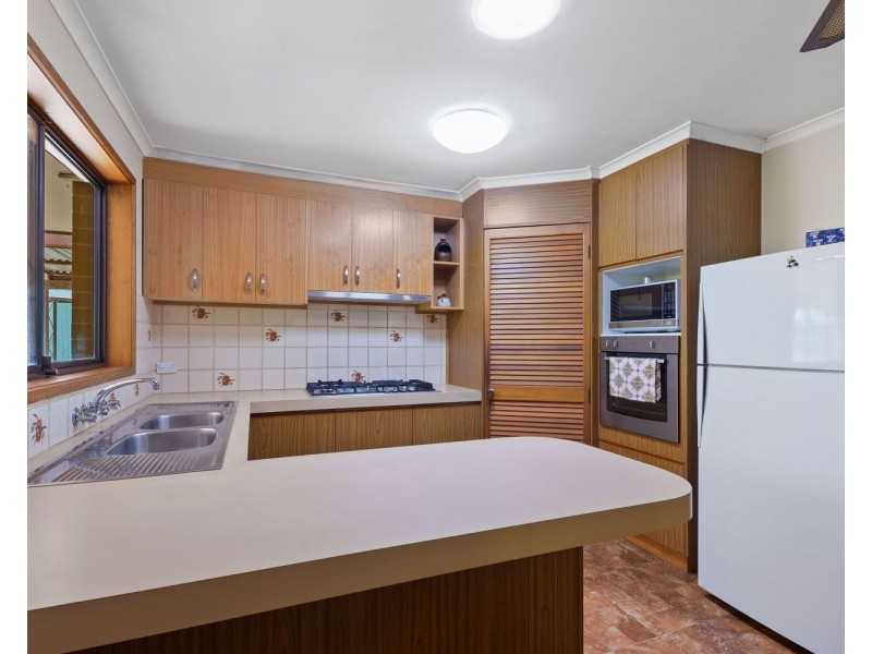 2 Spring Gully Road, Quarry Hill VIC 3550