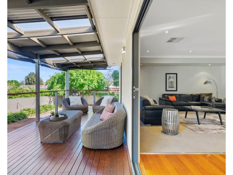 11 Mahon Avenue, Kennington VIC 3550