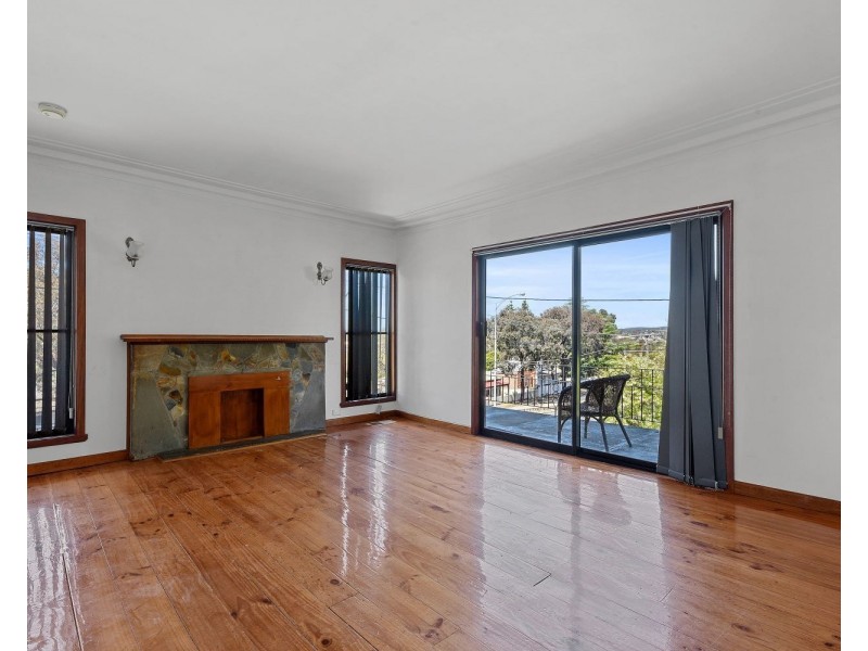 215 Don Street, Ironbark VIC 3550