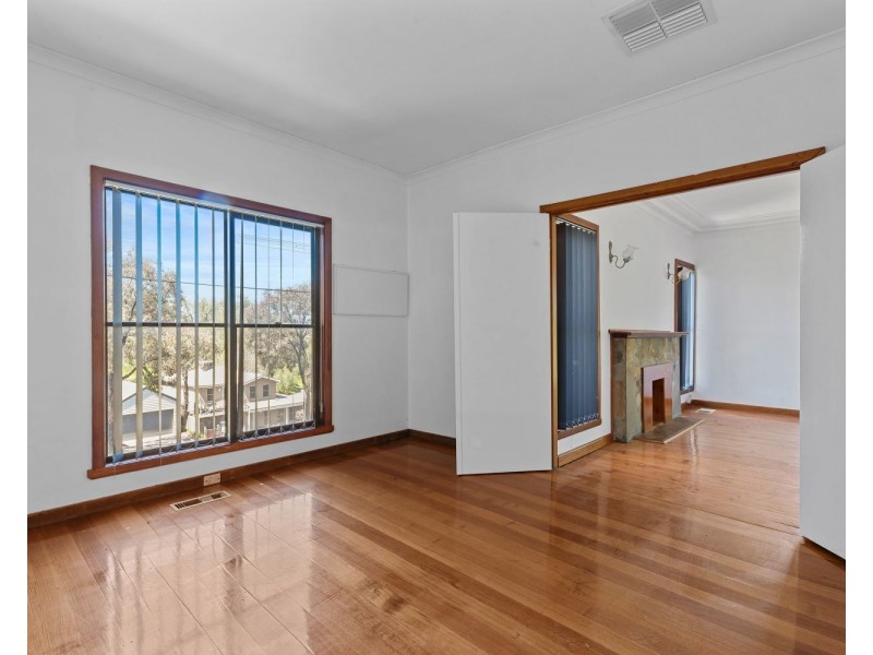 215 Don Street, Ironbark VIC 3550