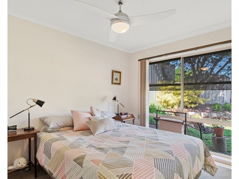 2 Lockwood Mews, Kangaroo Flat VIC 3555