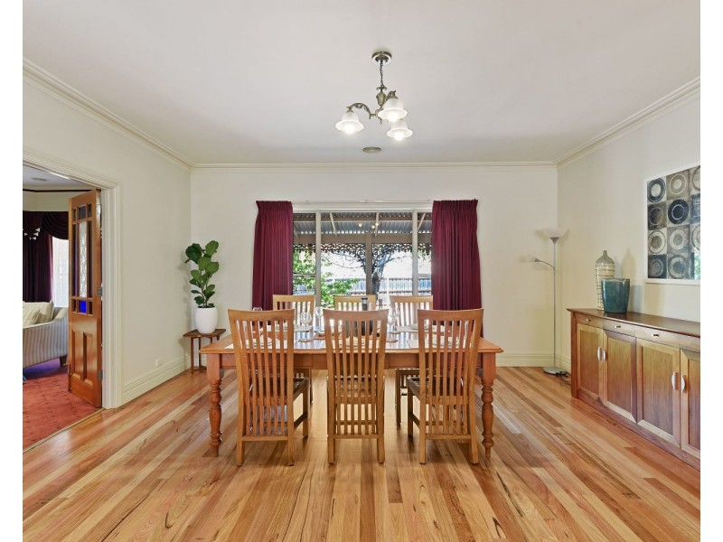 29 Isabella Grove, Strathdale VIC 3550