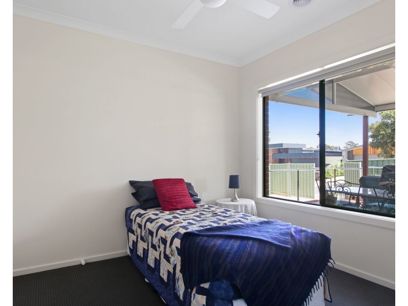 10 Merlot Close, Maiden Gully VIC 3551
