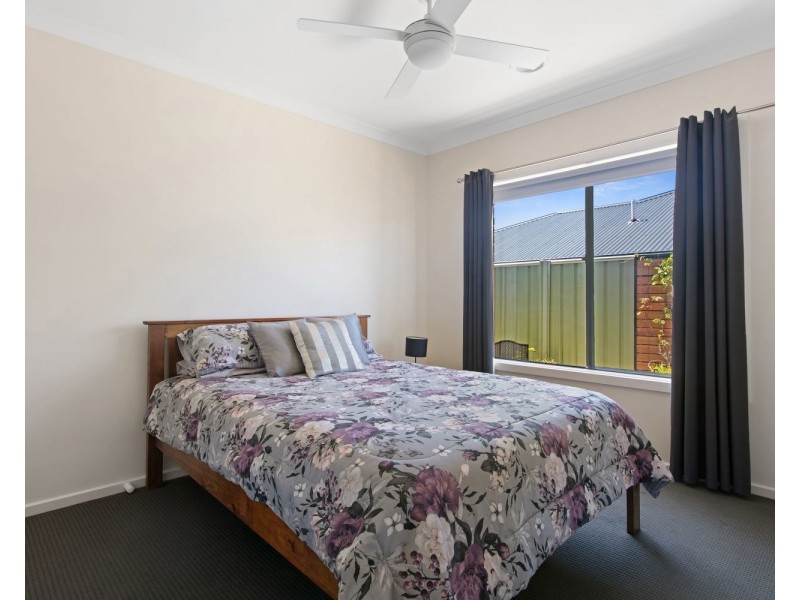 10 Merlot Close, Maiden Gully VIC 3551