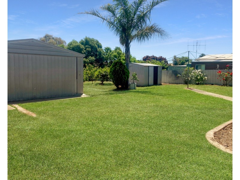 107  Bobs Street, White Hills VIC 3550