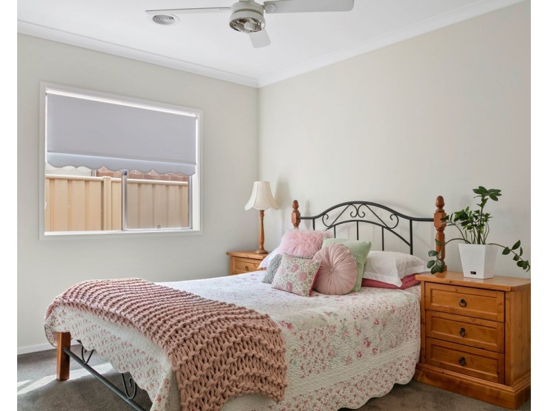 18 Sullivan Street, Ascot VIC 3551