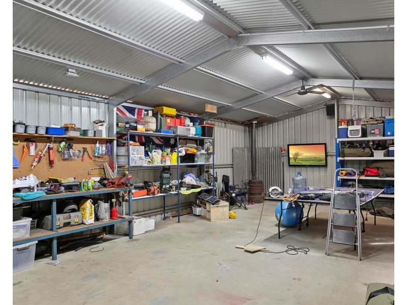 18 Sullivan Street, Ascot VIC 3551