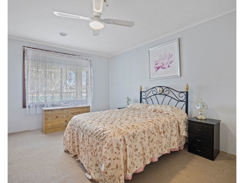 13 Green Street, California Gully VIC 3556