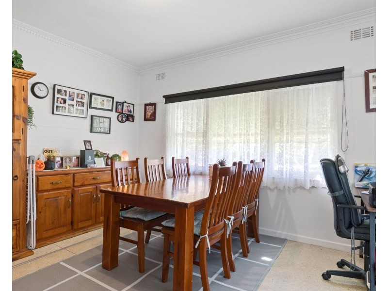 17 and 17a Bolt Street, Long Gully VIC 3550