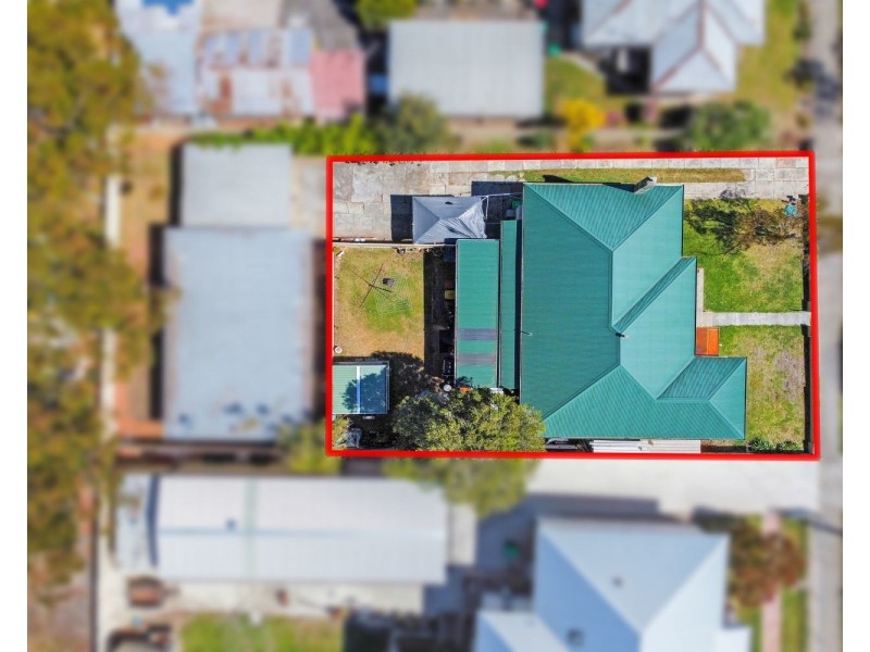17 and 17a Bolt Street, Long Gully VIC 3550