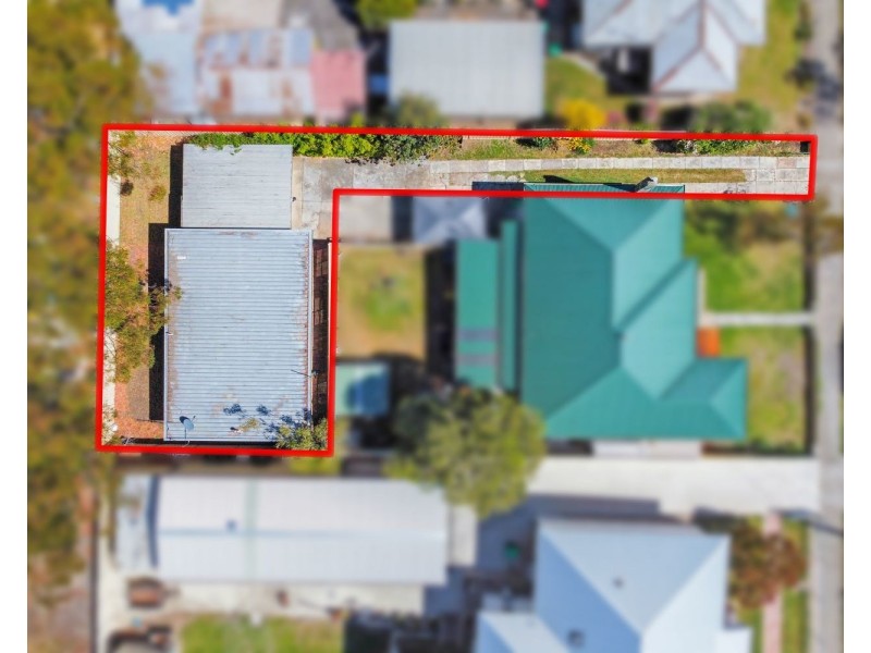 17 and 17a Bolt Street, Long Gully VIC 3550