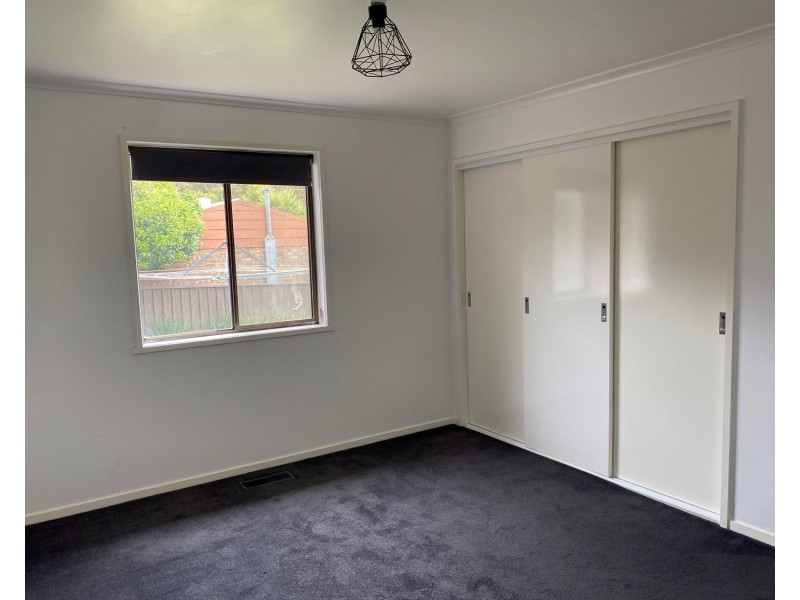 7 Earls Court, Golden Square VIC 3555