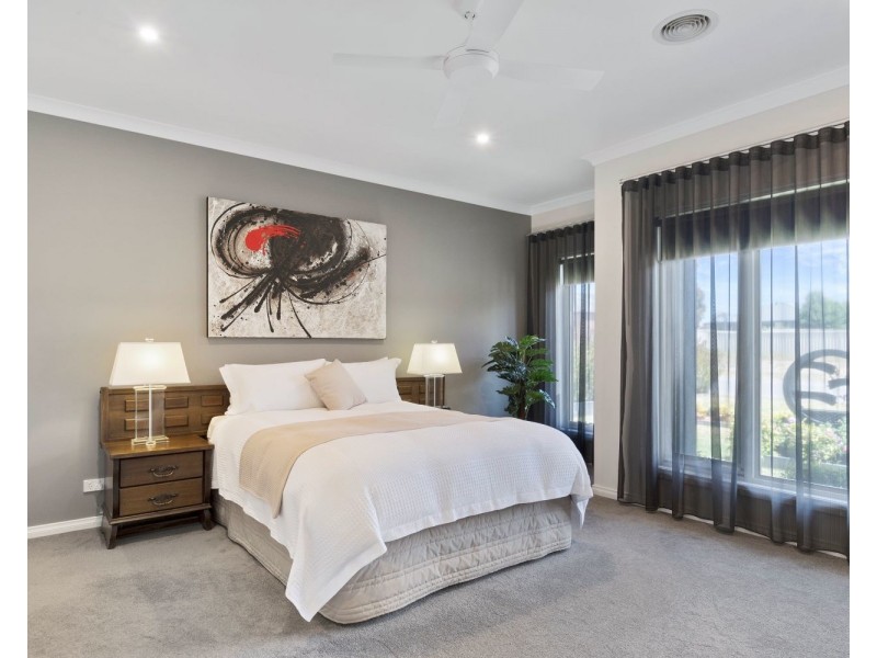 48 Regent Street, Strathfieldsaye VIC 3551