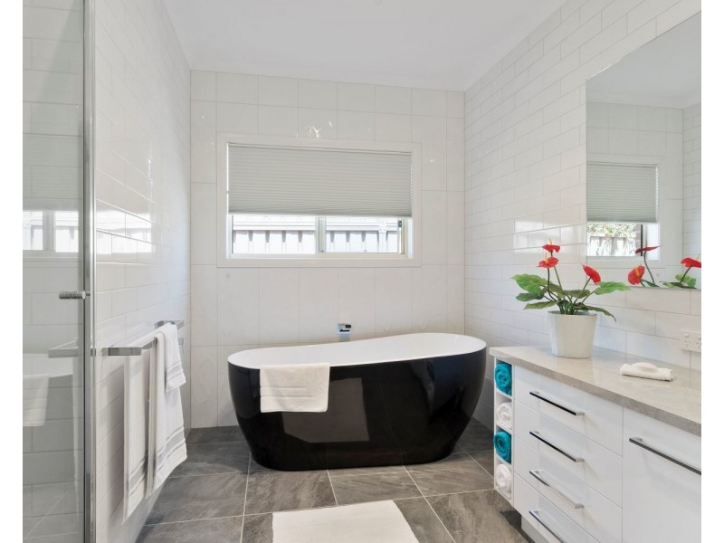 48 Regent Street, Strathfieldsaye VIC 3551