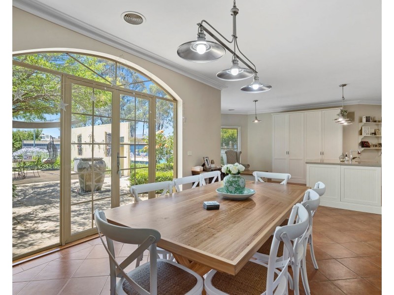 12 Cameron Court, Huntly VIC 3551
