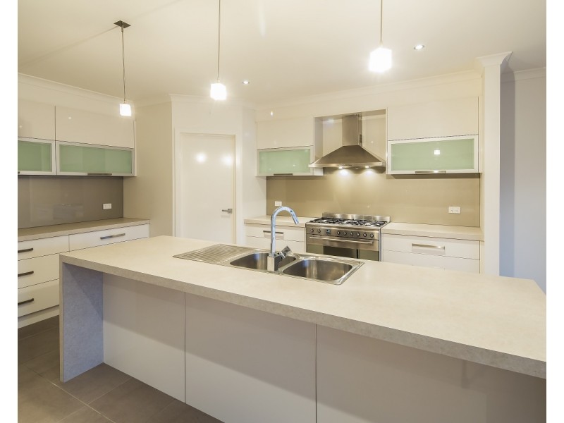9 Amber Court, East Bendigo VIC 3550