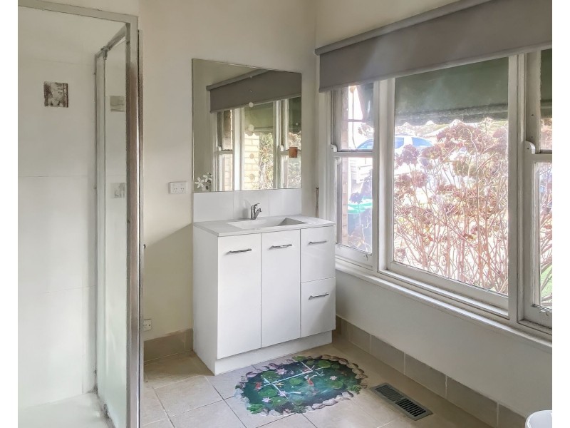 28 Eaglehawk Road, Ironbark VIC 3550