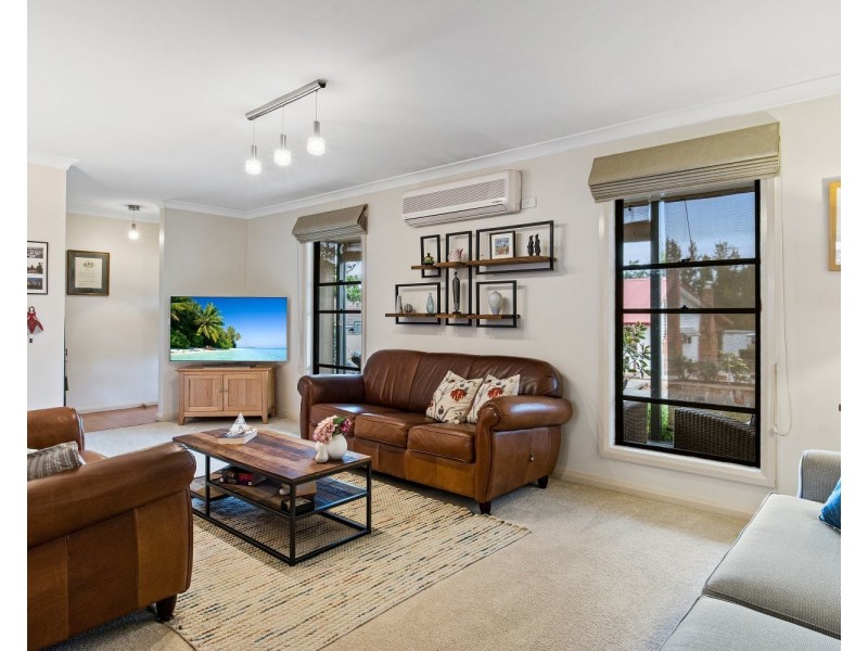 9 William Street, Long Gully VIC 3550