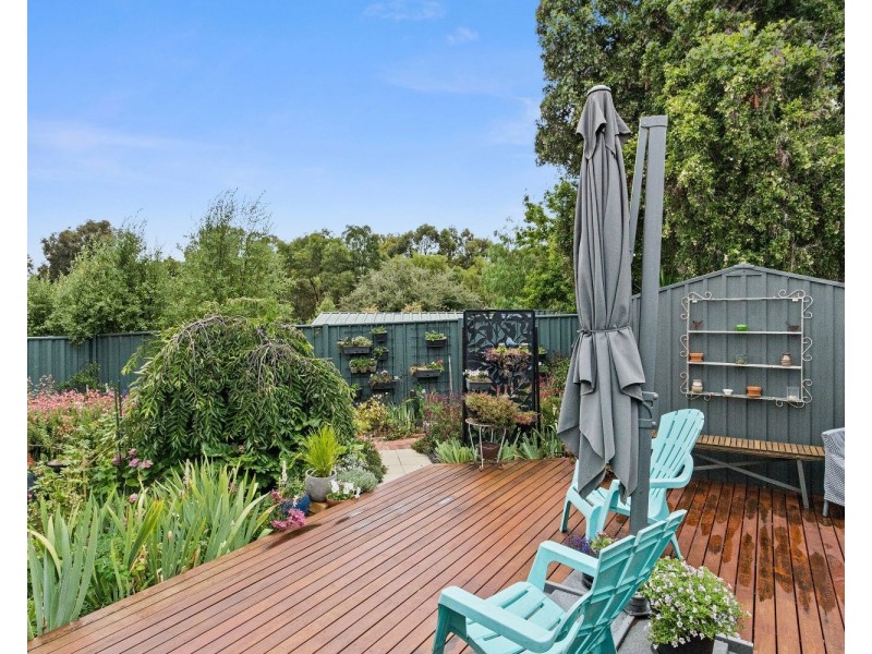 9 William Street, Long Gully VIC 3550