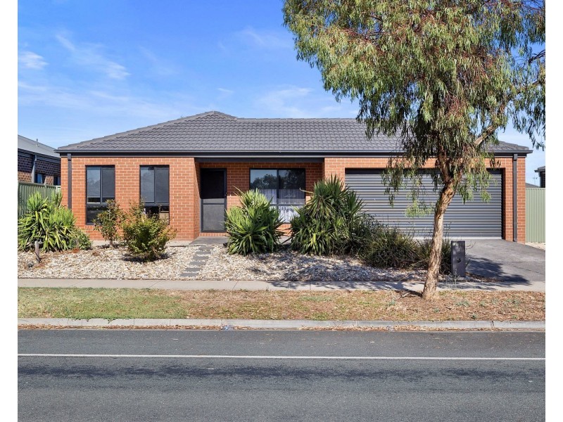 231 Station Street, Epsom VIC 3551