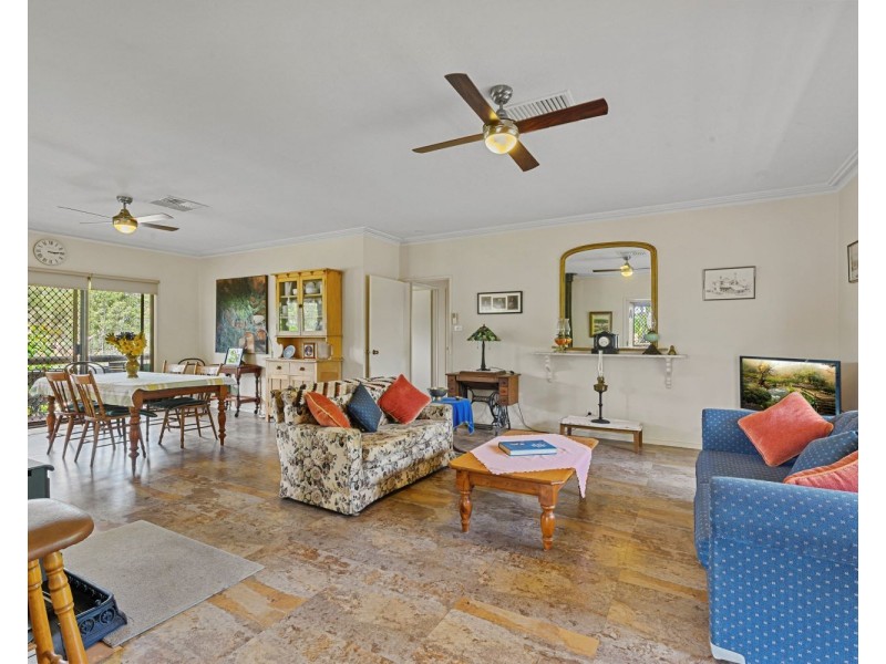 24 Burke Street, Newbridge VIC 3551