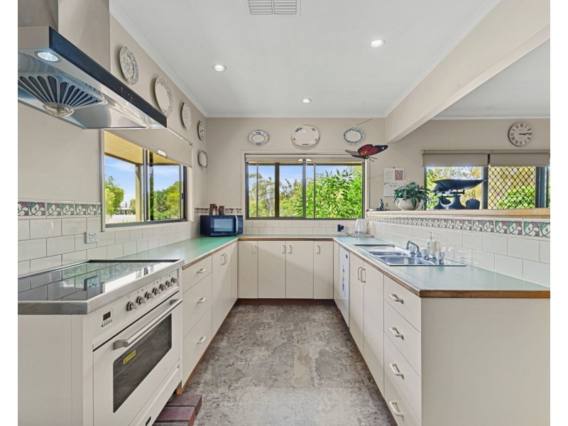 24 Burke Street, Newbridge VIC 3551