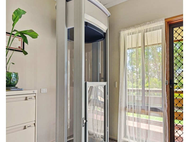 24 Burke Street, Newbridge VIC 3551