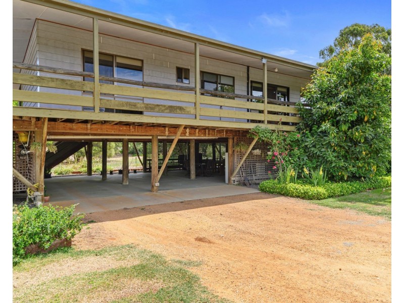 24 Burke Street, Newbridge VIC 3551